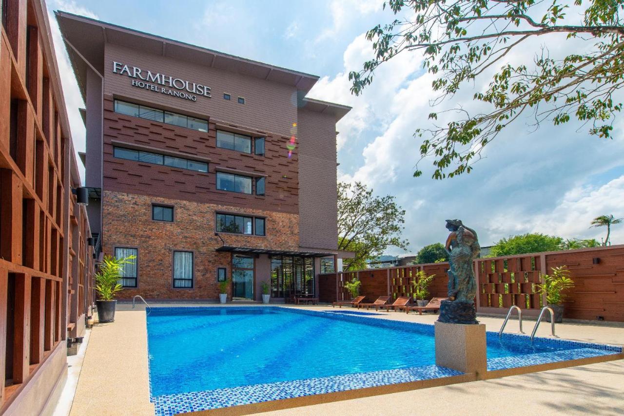 The Farm House Hotel Ranong Exterior photo